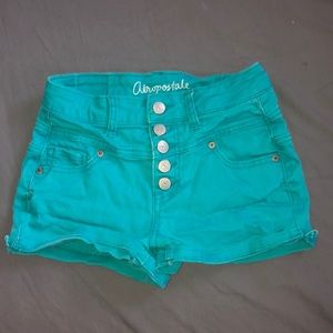 Blue high waisted shorts 💙